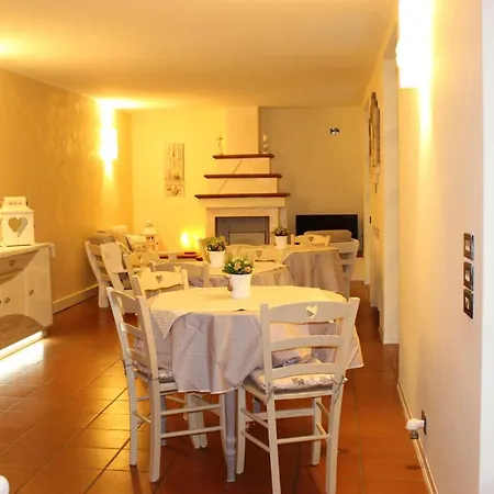 Oda ve Kahvaltı Dei Cigni Reali Carpi